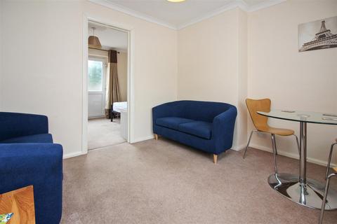 3 bedroom end of terrace house to rent, Godden Road, Canterbury, Kent, CT2