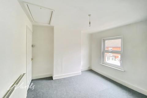 2 bedroom terraced house to rent, Malling Road Snodland ME6