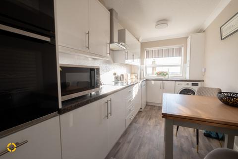 undefined, Central Beach, Lytham St. Annes, FY8