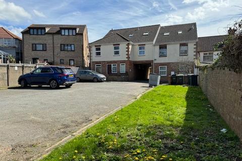 undefined, Ryans Court, Luton LU2