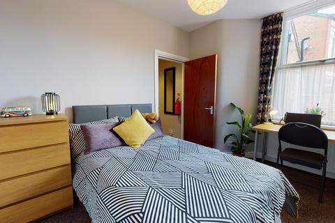 undefined, Platt Lane, Manchester, M14