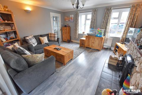 undefined, Vine Road, Johnston, Haverfordwest