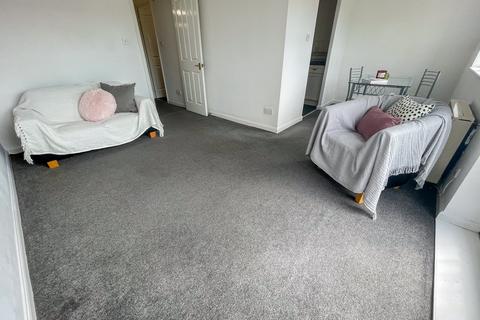 2 bedroom flat to rent, St Andrew Street, L3 5XZ,