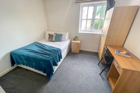 2 bedroom flat to rent, St Andrew Street, L3 5XZ,