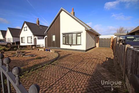 2 bedroom bungalow for sale, Ullswater Avenue,  Fleetwood, FY7
