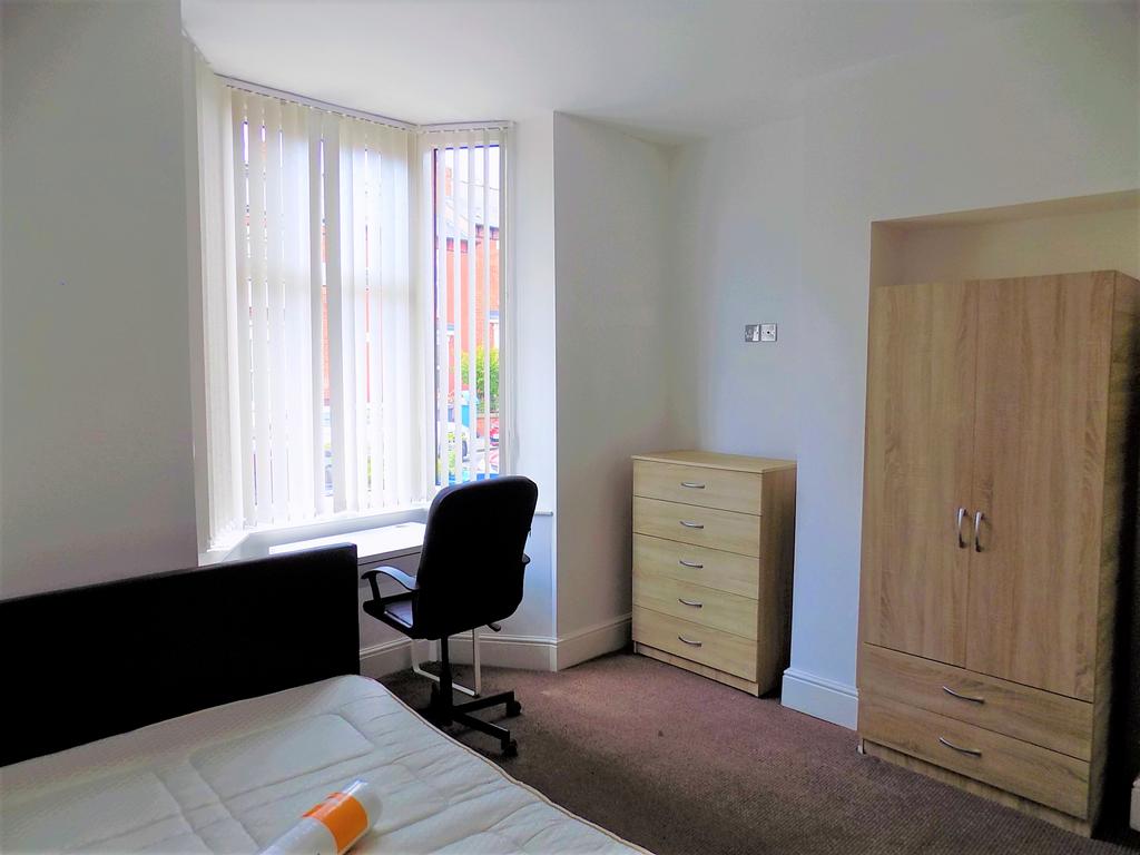 Bedroom 1 (Available)