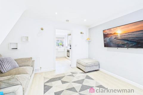 3 bedroom end of terrace house for sale, Malkin Drive, Harlow CM17