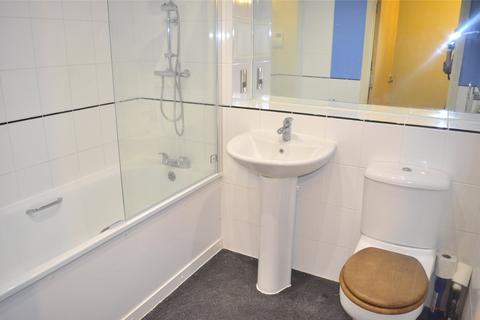 2 bedroom apartment to rent, Brighton Road, Purley CR8