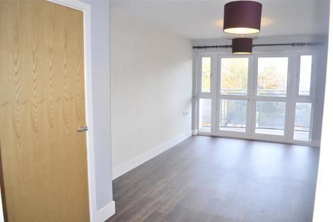 2 bedroom apartment to rent, Brighton Road, Purley CR8