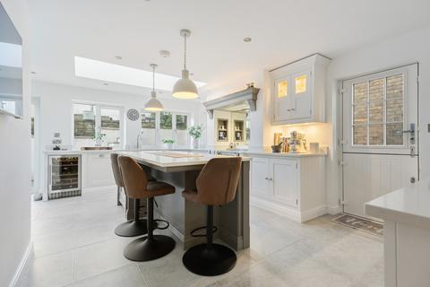 4 bedroom detached house for sale, St Juliens Way, Cawthorne, S75