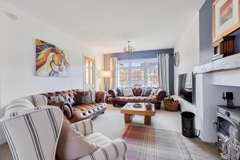 4 bedroom detached house for sale, St Juliens Way, Cawthorne, S75