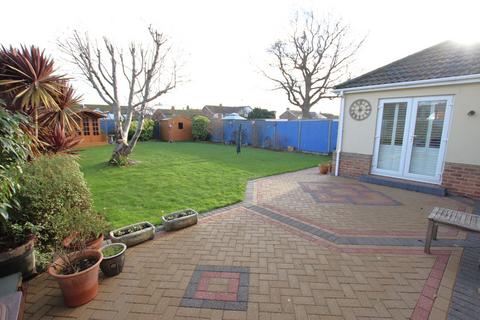 3 bedroom bungalow for sale, St Clairs Road, St Osyth, CO16