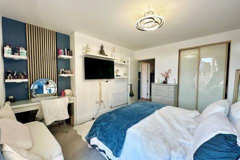 undefined, Fen Street, Brooklands, Milton Keynes, MK10