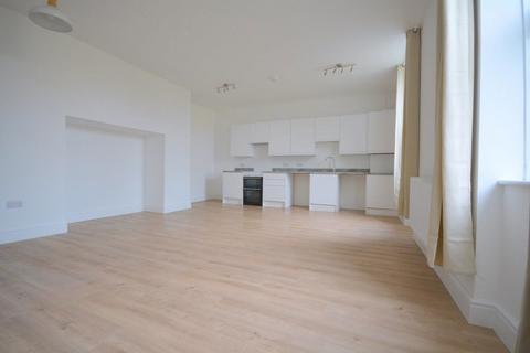 2 bedroom flat to rent, Elm Grove, Westgate-On-Sea, CT8 8FN
