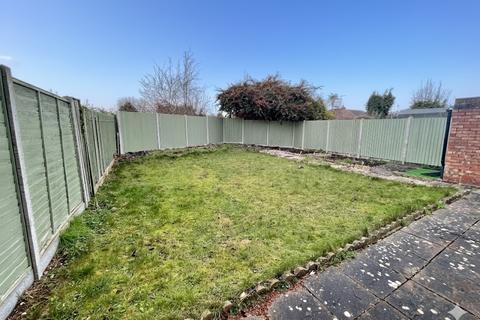 2 bedroom semi-detached bungalow for sale, Macaulay Road, Luton, LU4 0LP