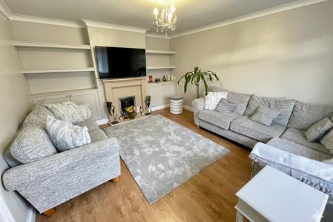 2 bedroom semi-detached bungalow for sale, Macaulay Road, Luton, LU4 0LP