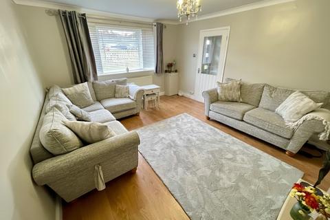 2 bedroom semi-detached bungalow for sale, Macaulay Road, Luton, LU4 0LP
