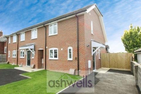 2 bedroom end of terrace house to rent, Dunmow Road, Andover SP10
