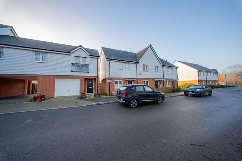 2 bedroom terraced house for sale, Blanford Avenue, Haywards Heath, RH16