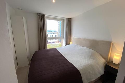 1 bedroom apartment to rent, Ferry Court, Cardiff, CF11