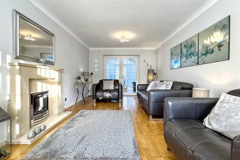 4 bedroom detached house for sale, Parkside, Hebburn, Tyne and Wear, NE31 1RP