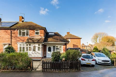 Hornbeam Grove, Chingford