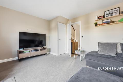 3 bedroom semi-detached house for sale, Finch Road, Stanway CO3