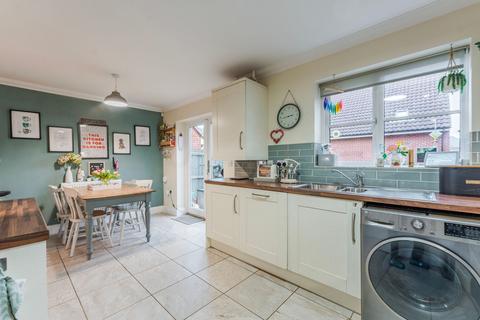 3 bedroom link detached house for sale, Heron Close, Sprowston