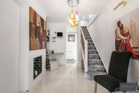 3 bedroom bungalow for sale, River Ash Estate, Shepperton, Surrey, TW17