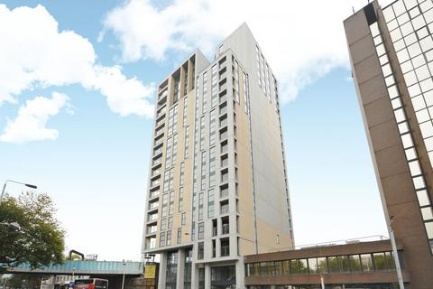 Newington Causeway, Elephant & Castle, London, SE1