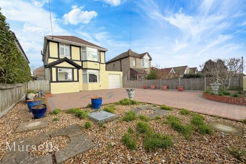 4 bedroom detached house for sale, Lulworth Avenue, Poole BH15