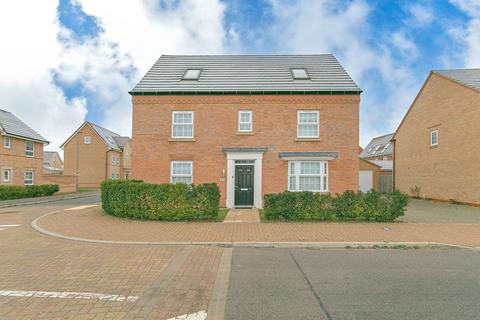 6 bedroom detached house for sale, Westergate Avenue, Brooklands, MK10