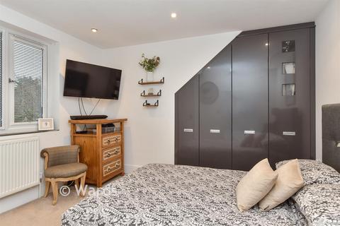 3 bedroom detached house for sale, Annie Road, Snodland, Kent