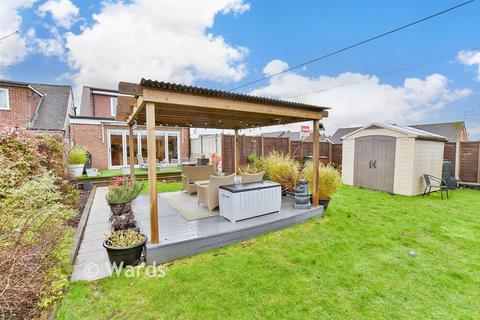 3 bedroom detached house for sale, Annie Road, Snodland, Kent