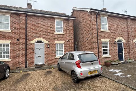 undefined, Lion Court, Hadleigh IP7