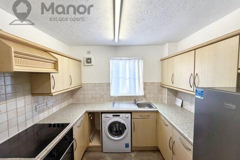 2 bedroom flat to rent, Ridley Close, Barking, IG11 9PJ