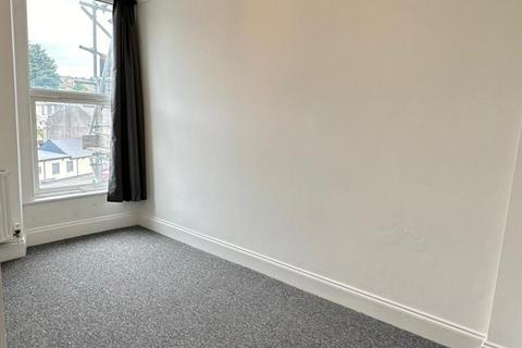 undefined, 241 Lipson Road, Flat 3