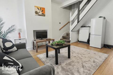 3 bedroom house share to rent, Bingham Road, Rochester