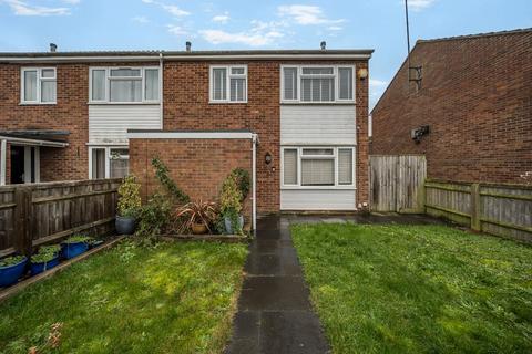 3 bedroom end of terrace house to rent, Market End Way,  Bicester,  OX26