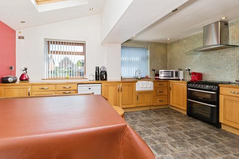 4 bedroom semi-detached house for sale, Bradeley Road, Crewe CW1