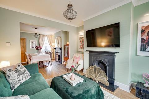 2 bedroom terraced house for sale, Vandyke Road