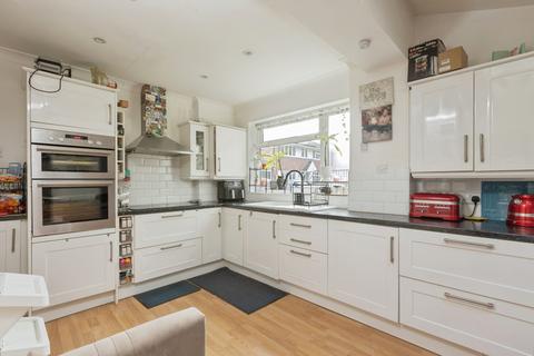 undefined, Yew Tree Close, Kent DA3