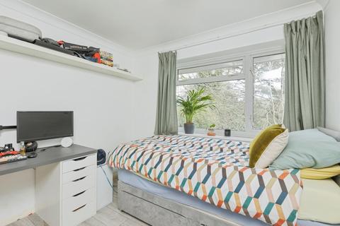 undefined, Yew Tree Close, Kent DA3