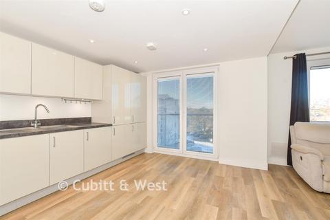2 bedroom flat for sale, Foundry House, Crawley RH11