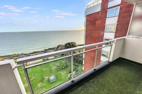 2 bedroom flat for sale, East Cliff