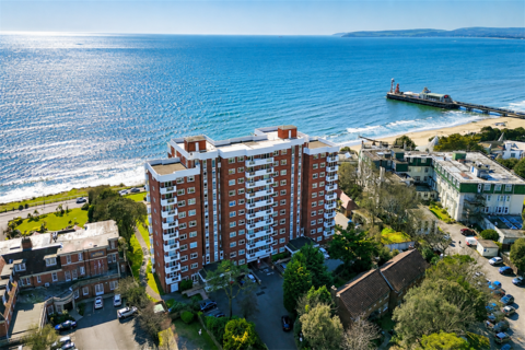 2 bedroom flat for sale, East Cliff