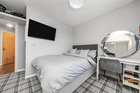 1 bedroom apartment for sale, Meadowbank Close, Isleworth