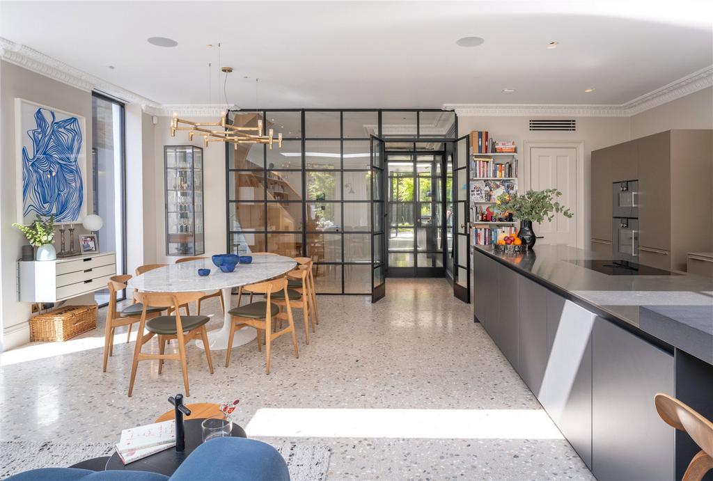 Open Plan Reception