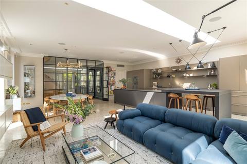 4 bedroom apartment for sale, King Henrys Road, Primrose Hill, London, NW3