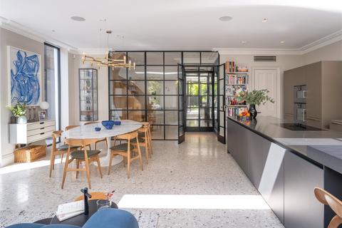 4 bedroom apartment for sale, King Henrys Road, Primrose Hill, London, NW3